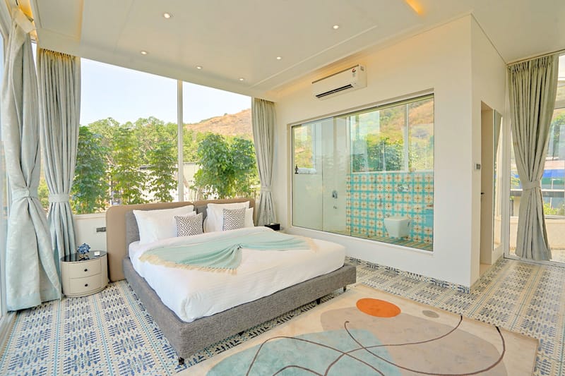 Meraki Villa | Majestic 6-BHK Glass Villa With Private Pool, Balcony, Garden & Gazebo – photo 51