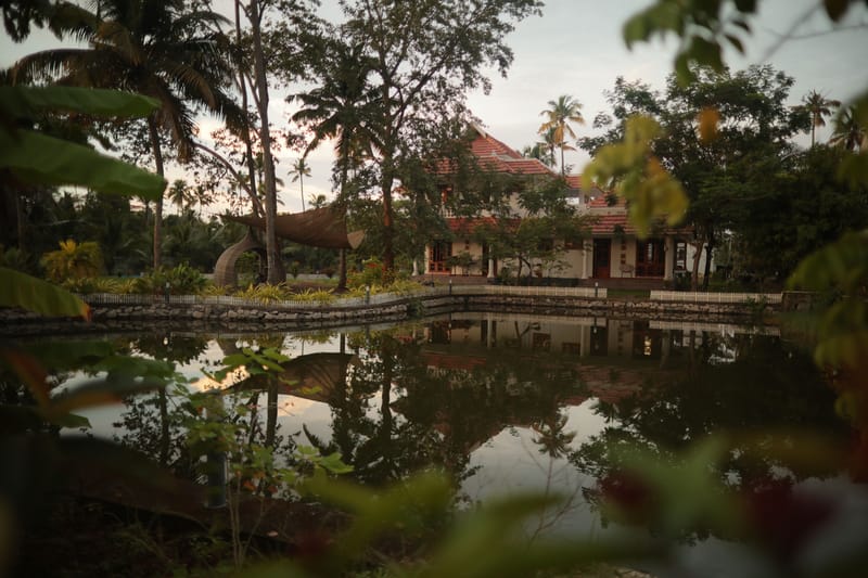 Palliath House |3 BHK With, Living Lounge, Patio, Shared Lawn and 3 Natural Ponds | Near Andhakaranazhi Beach – photo 21