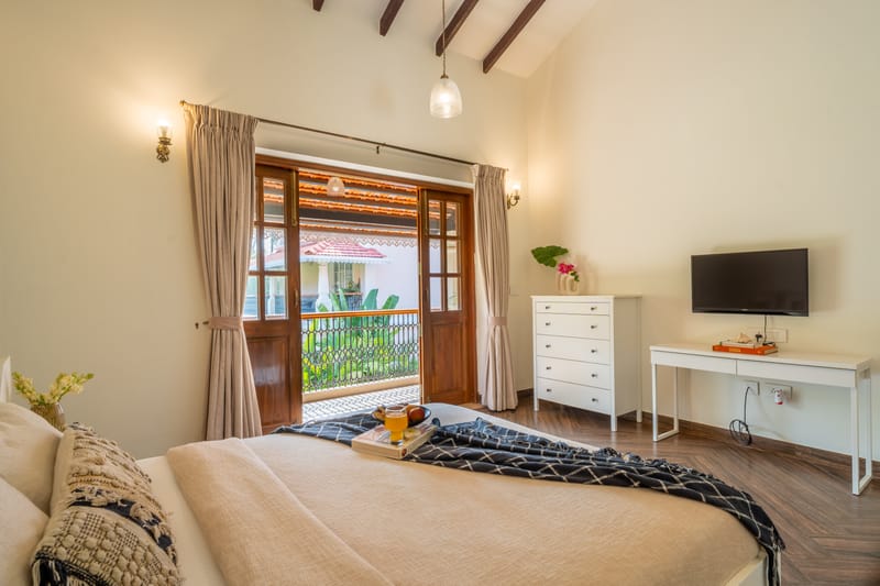Casa Amore | 4-BHK Portuguese-Inspired Twin Villas In a Secluded Estate with Private Pools & Mini Bars | Close to Calangute & Baga Beach – photo 42