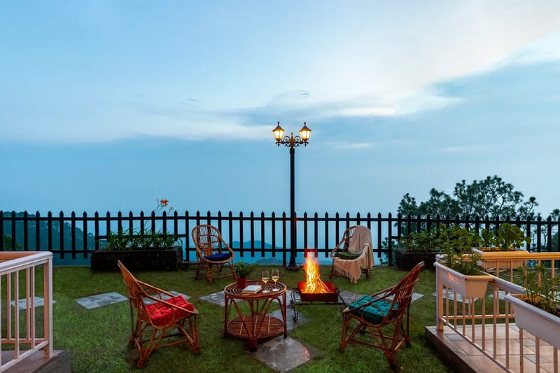 Fleur De Lis | 3-BHK + Attic | Garden | Scenic views – photo 2