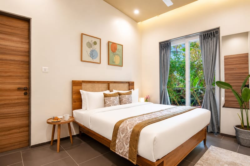 The Crescent Palm Grande | 3-BHK Villa With Outdoor Private Jacuzzi, Shared Game Room and Restaurant – photo 14