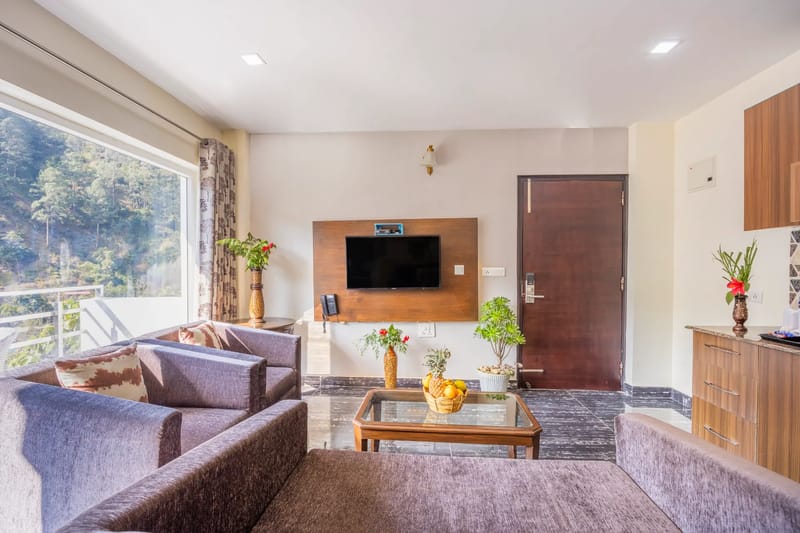 Kingdom Heartz |  Cosy Pet-friendly Studio Apartment With Balcony, Common Pool, Common Garden & Restaurant – photo 15