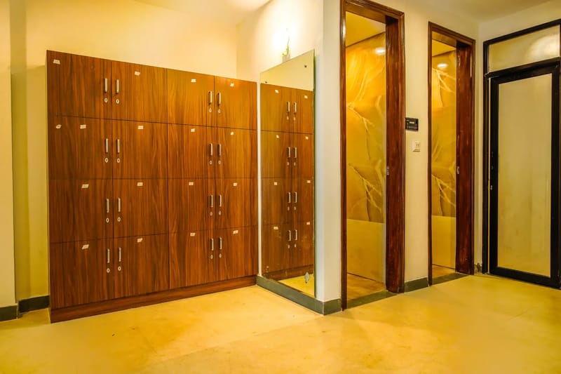 Veera Marina | Elegant 1-BHK Apt With Common Pools, Gym & Lift  – photo 17