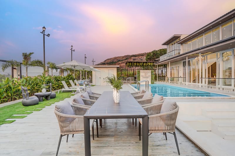 Meraki Villa | Majestic 6-BHK Glass Villa With Private Pool, Balcony, Garden & Gazebo – photo 9