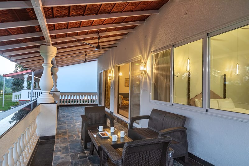 Mariposa by the River (7 bedroom entire estate) – photo 40