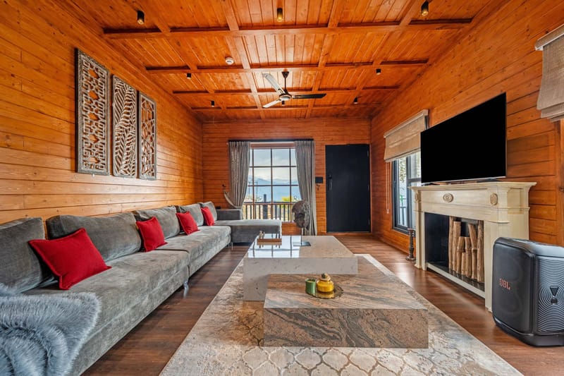 Chalet Royale W/ Zen Deck – photo 5