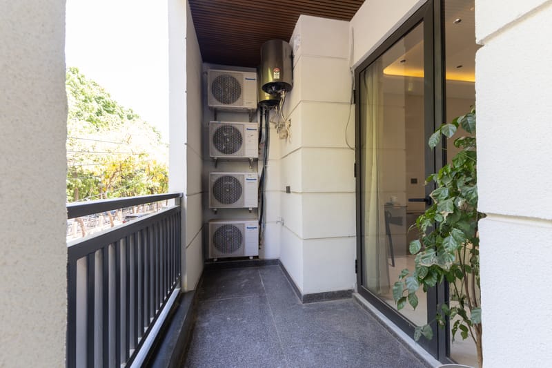 Luxora |1-BHK with Balcony & Views, Restro, Lift, Gym & Conference Room | 1 km from Millennium City Centre /HUDA – photo 22