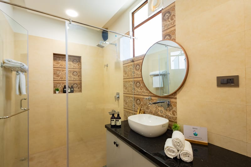 Lush Haven | Chic 4-BHK Retreat with Private Pool, Terrace & Landscaped Garden | Pet-friendly – photo 19