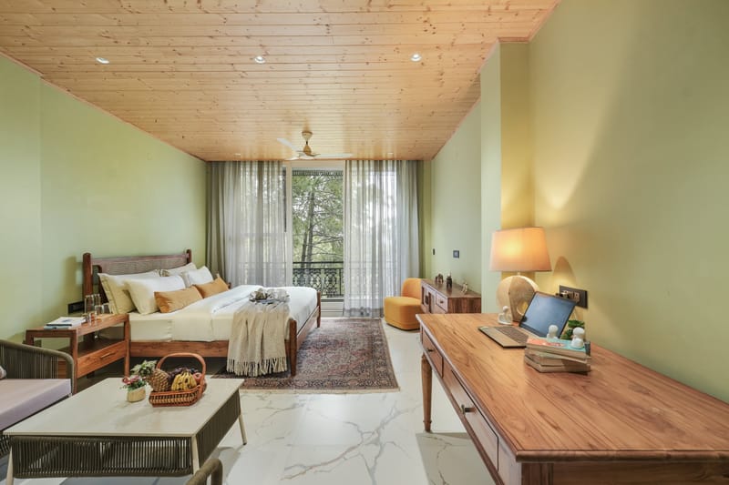 Kavya Villa | 4-BHK Pet-friendly Villa With Lounge, Game Zone, Sit-Out Areas & Panoramic Views in Kasauli Hills – photo 25