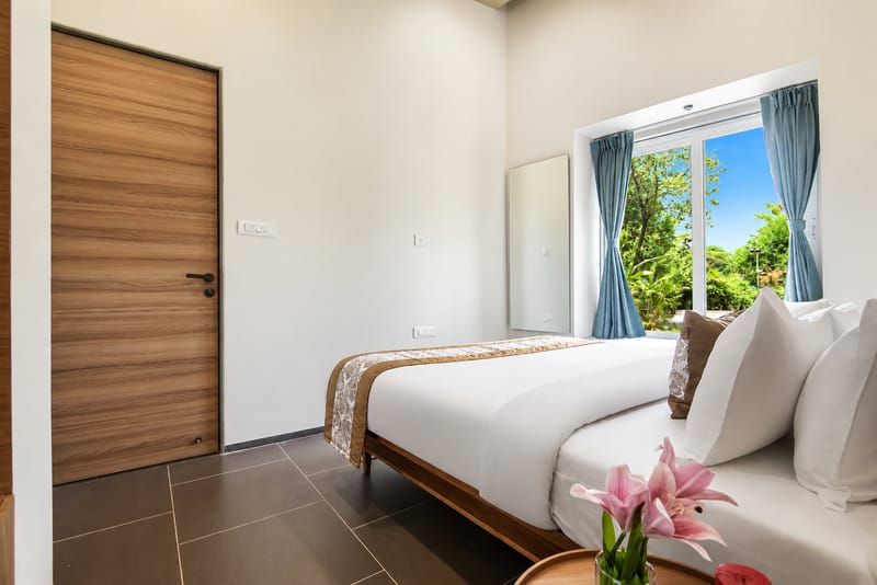 The Crescent Palm Grande | 3-BHK Villa With Outdoor Private Jacuzzi, Shared Game Room and Restaurant – photo 11