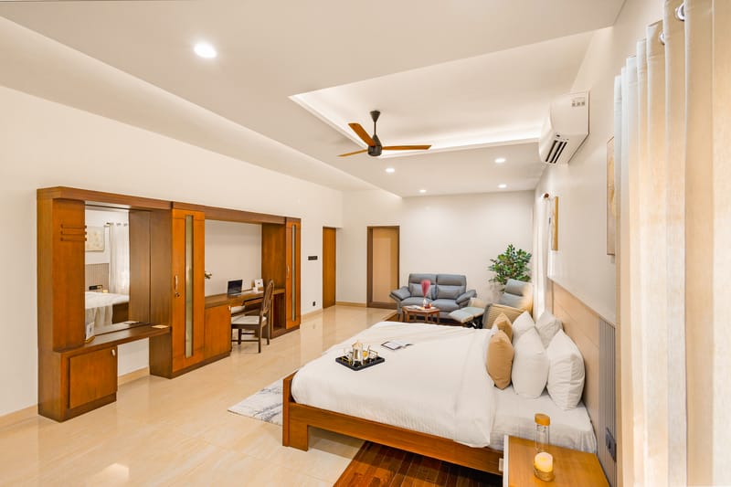 Valiyaveetil Mansion | 5-BHK Mansion With Private Pool, Home Theatre, Garden & Lift | Near New Marine Drive – photo 42