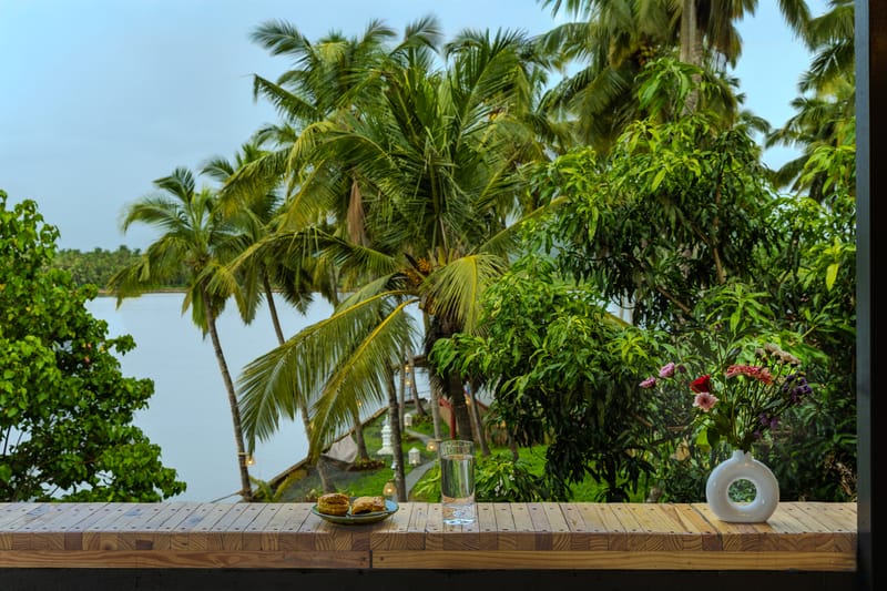 Peace & Calm | Room with River-View Balconies, Terrace , Garden & Alfresco Dining – photo 15