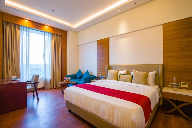 Eternal Oasis Aravali View Suite | Serene 1-Room Retreat With Restaurant, Balcony & Banquet Hall – photo 21