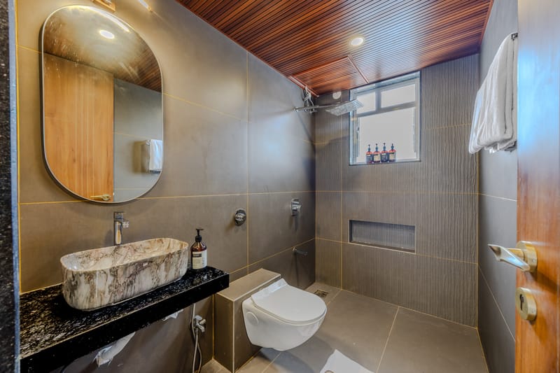 RK Villa | 4-BHK Hideaway with Private Pool, Sit-Out & 360° Panoramic Views, Close to Korigad Fort – photo 22