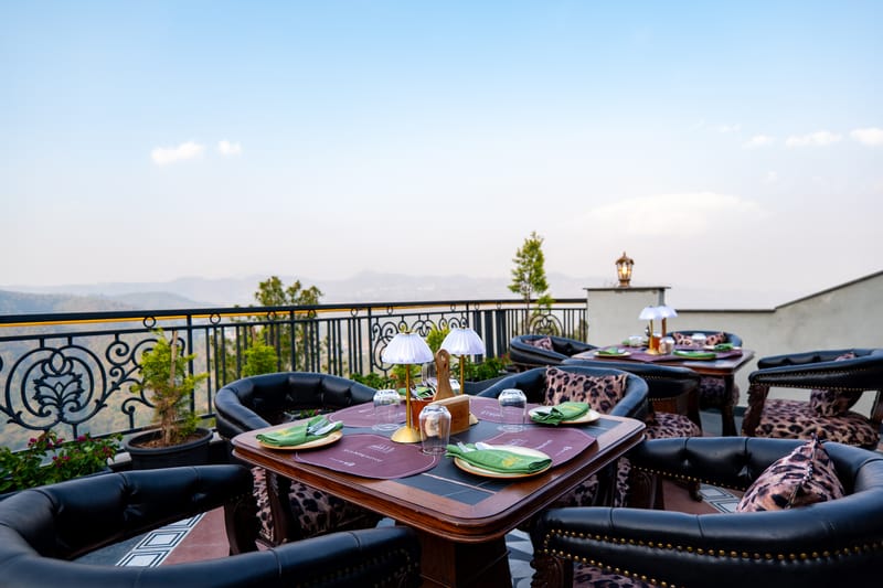 The Royce Silver Oak Opal | Thoughtfully Designed Pet-Friendly 2-BHK Apartment with Scenic Private Deck & Clubhouse – photo 30