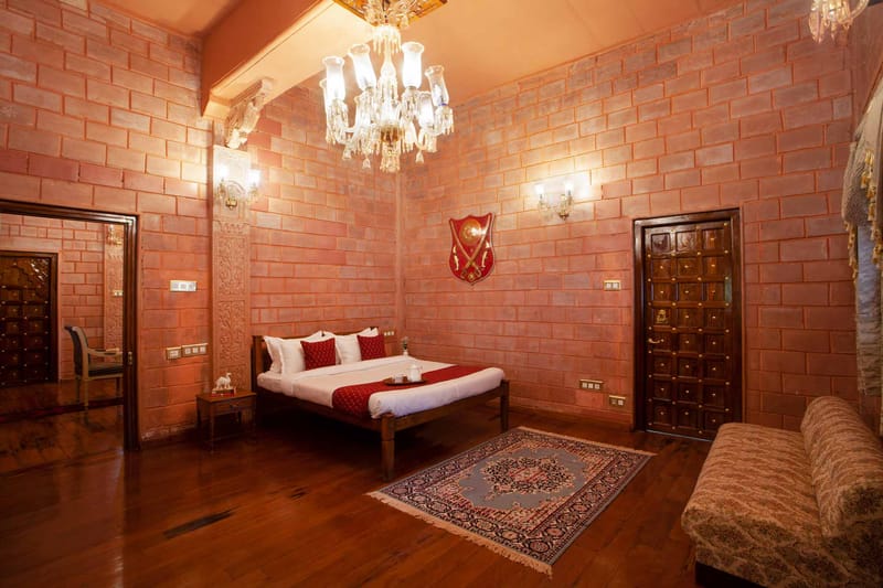Pink Palace – photo 12