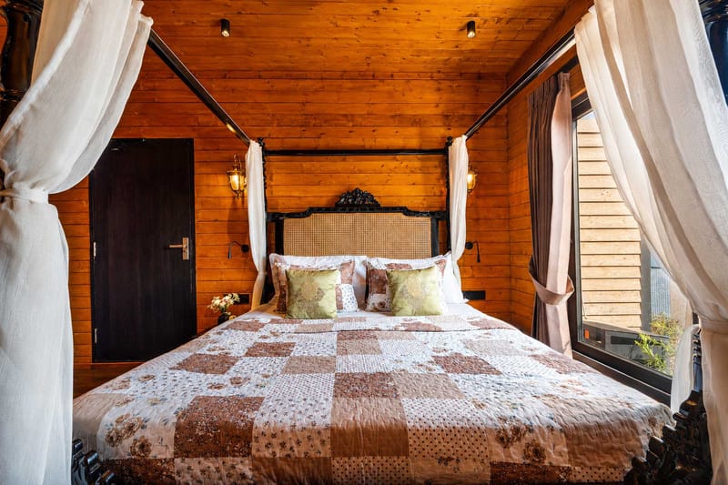 Chalet Royale W/ Zen Deck – photo 22