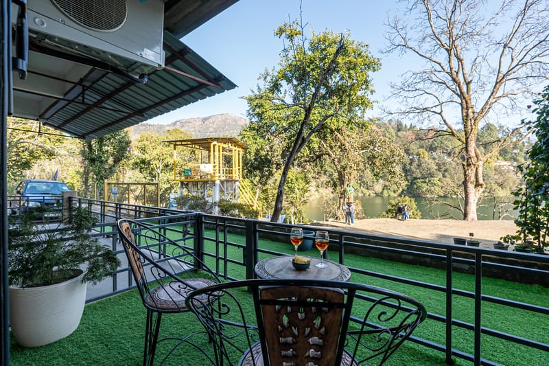Lakefront S-1 | 1-BHK Apartment Close to Naukuchiatal Lake – photo 3