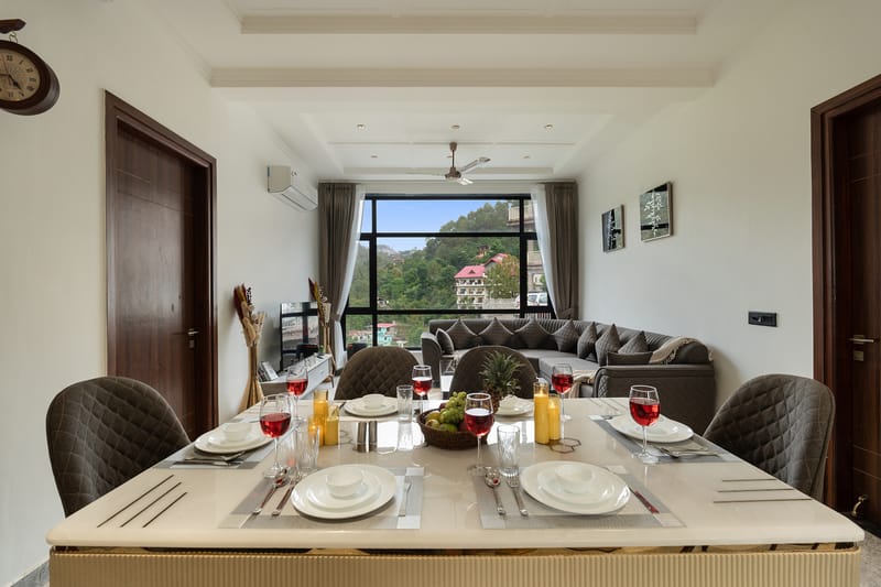 Panchvati Veloraa | Pet-friendly 3-BHK Apartment with Scenic Views & Outdoor Seating – photo 8