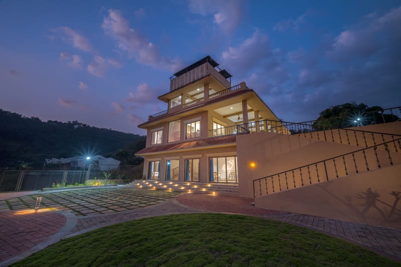Lakefront Nivriti – photo 42