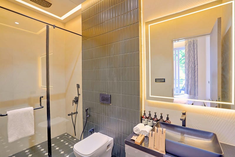 Meraki Villa | Majestic 6-BHK Glass Villa With Private Pool, Balcony, Garden & Gazebo – photo 32