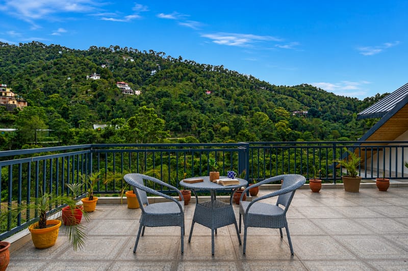 Gamble Pine Glen | Pet-friendly Studio Apartment With Pvt Sit-out Area, Shared Plunge Pool & Lawn Amid Mountains – photo 6