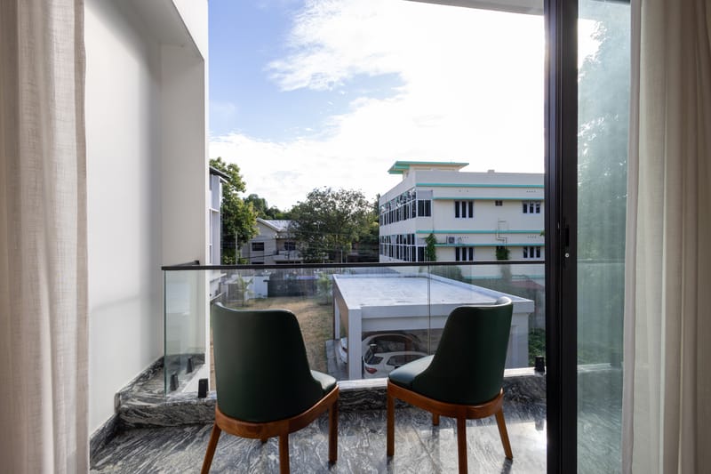 Nedumbally | 4-BHK Villa with Office Space, Balcony Sit-Out & Lounge Area |  Near Edapally Church – photo 17