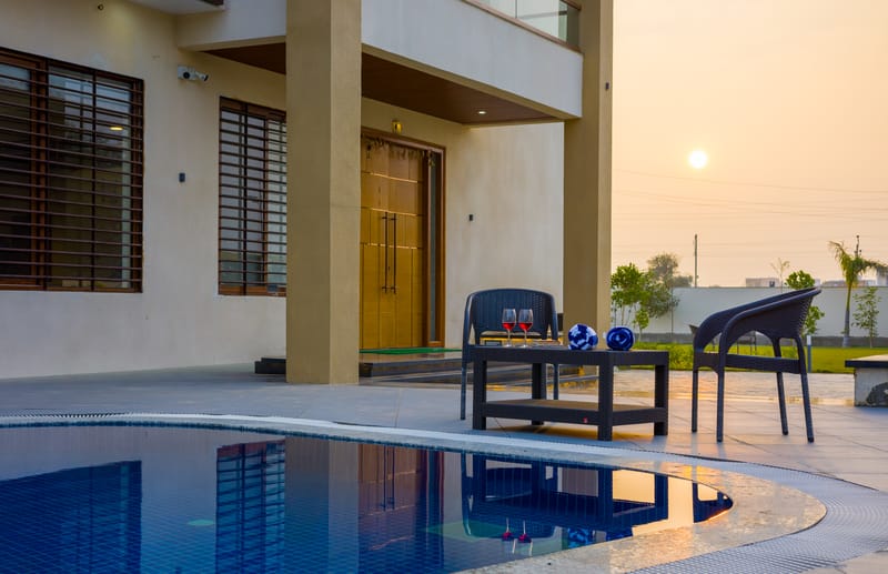 Lush Haven | Chic 4-BHK Retreat with Private Pool, Terrace & Landscaped Garden | Pet-friendly – photo 25