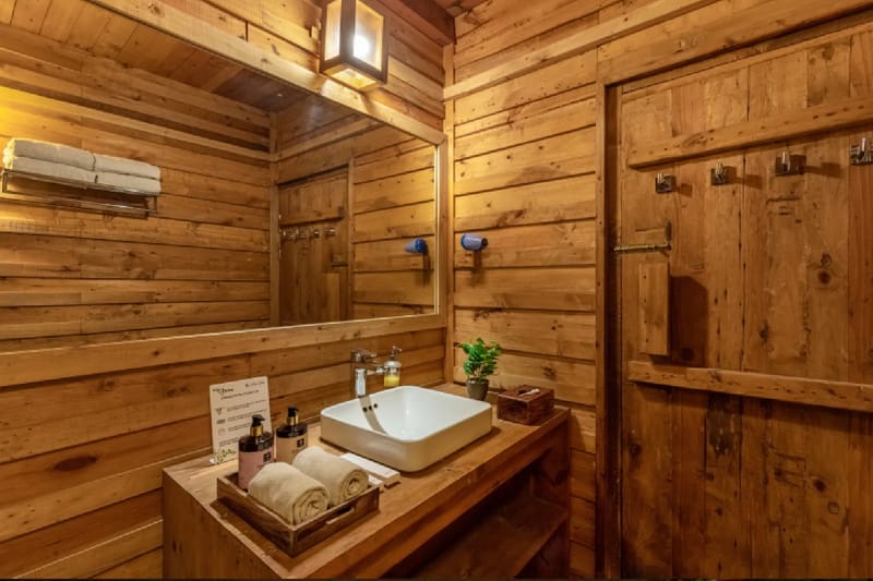 Suro Woodcrest Chalet | Pet-friendly Stay With Loft, Restaurant & Outdoor Seating – photo 27