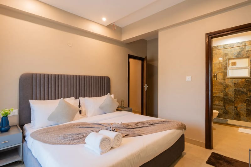 Veera Marina | 3-BHK Penthouse With Terrace, Common Pools & Lift, Near Candolim Beach – photo 24