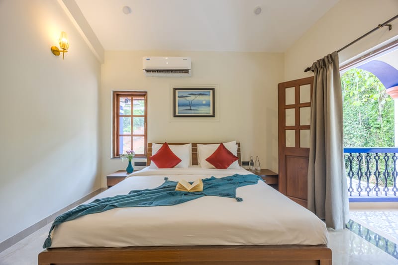Casa Vilson |  3-BHK Villa With Private Pool, Indoor Bar, Bathtub and Courtyard  – photo 14