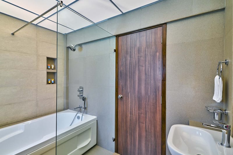 Mooncrest Manor – photo 7