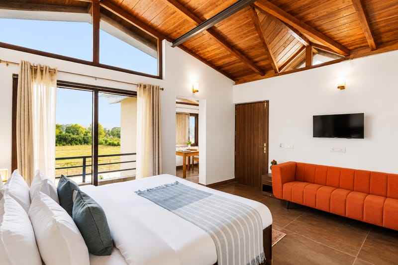 Dhela Jungle Retreat Pebble | Pet- Friendly Suite in a Mini Resort with Shared Pool Near Jhirna Safari Zone  – photo 15
