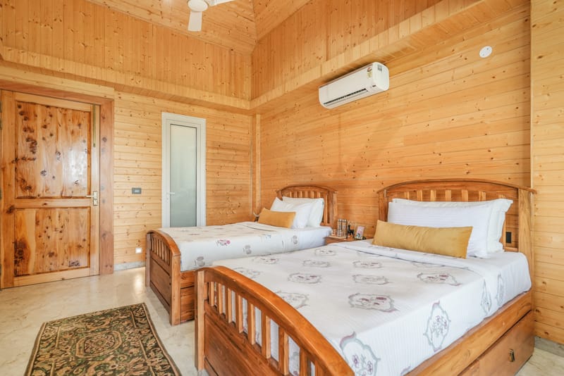 Kavya Villa | 4-BHK Pet-friendly Villa With Lounge, Game Zone, Sit-Out Areas & Panoramic Views in Kasauli Hills – photo 49