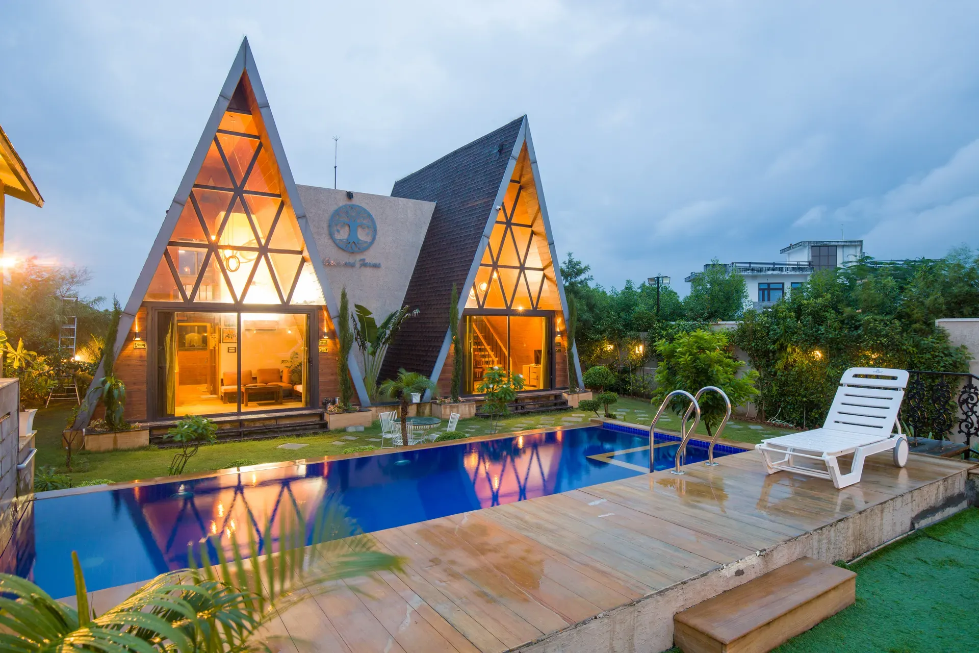 Oakwood Cottages | 4-BHK | Pvt Pool | Party Hall - Image 3