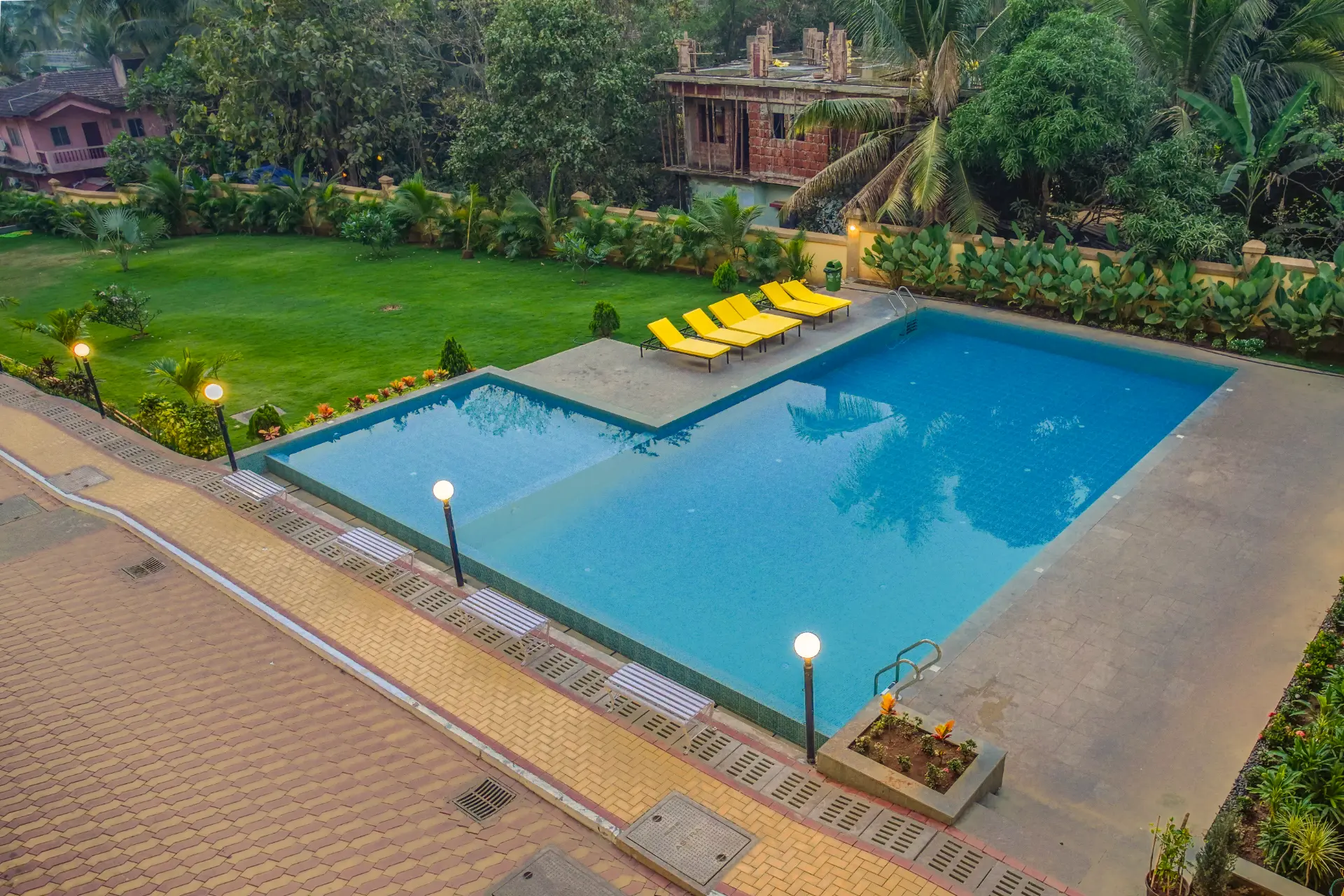 Veera Marina | Elegant 1-BHK Apt With Common Pools, Gym & Lift - Image 3