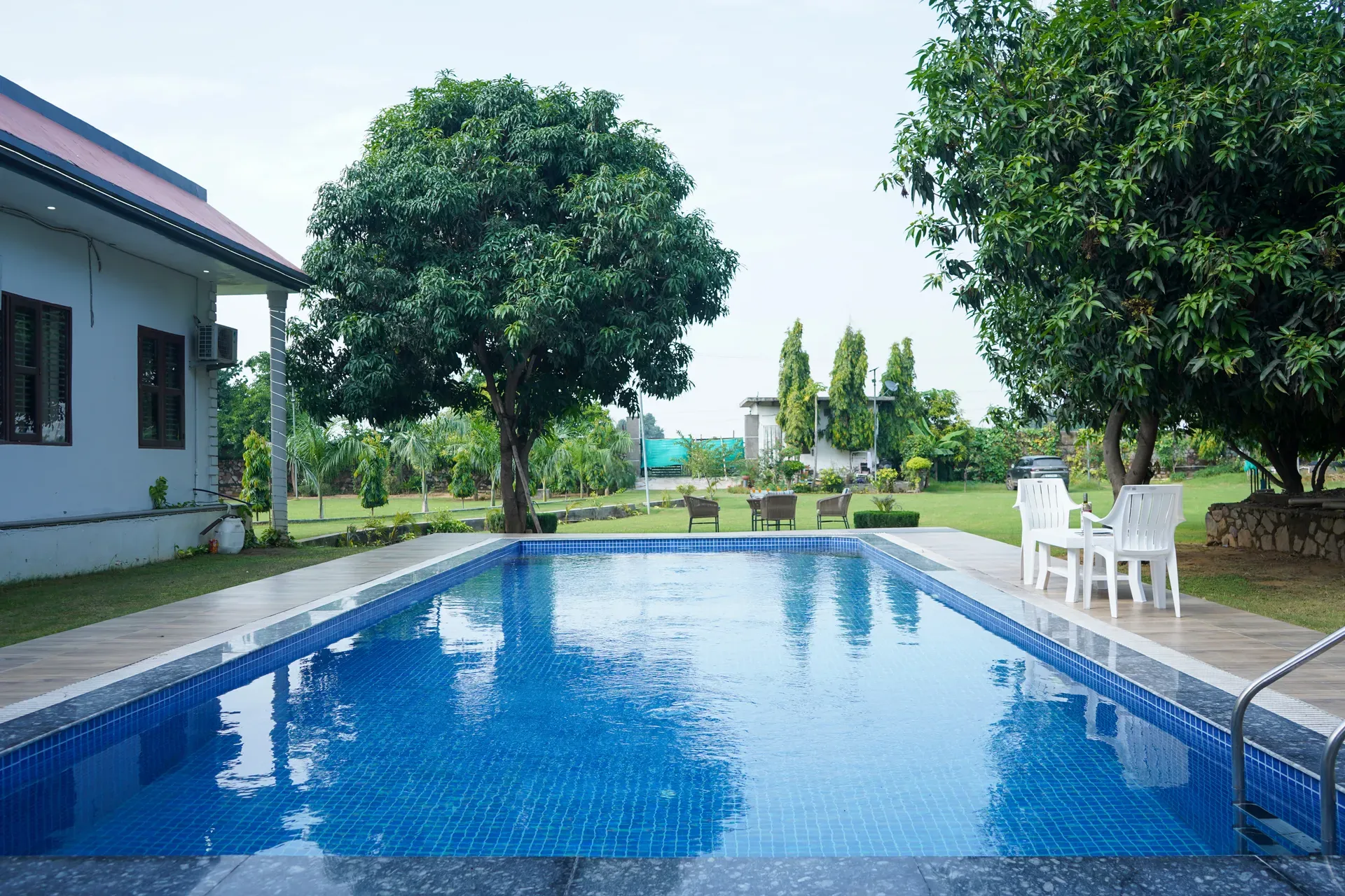 Ashirwad Farms | Pet-friendly 5-BHK Retreat With Private Pool & Garden - Image 3