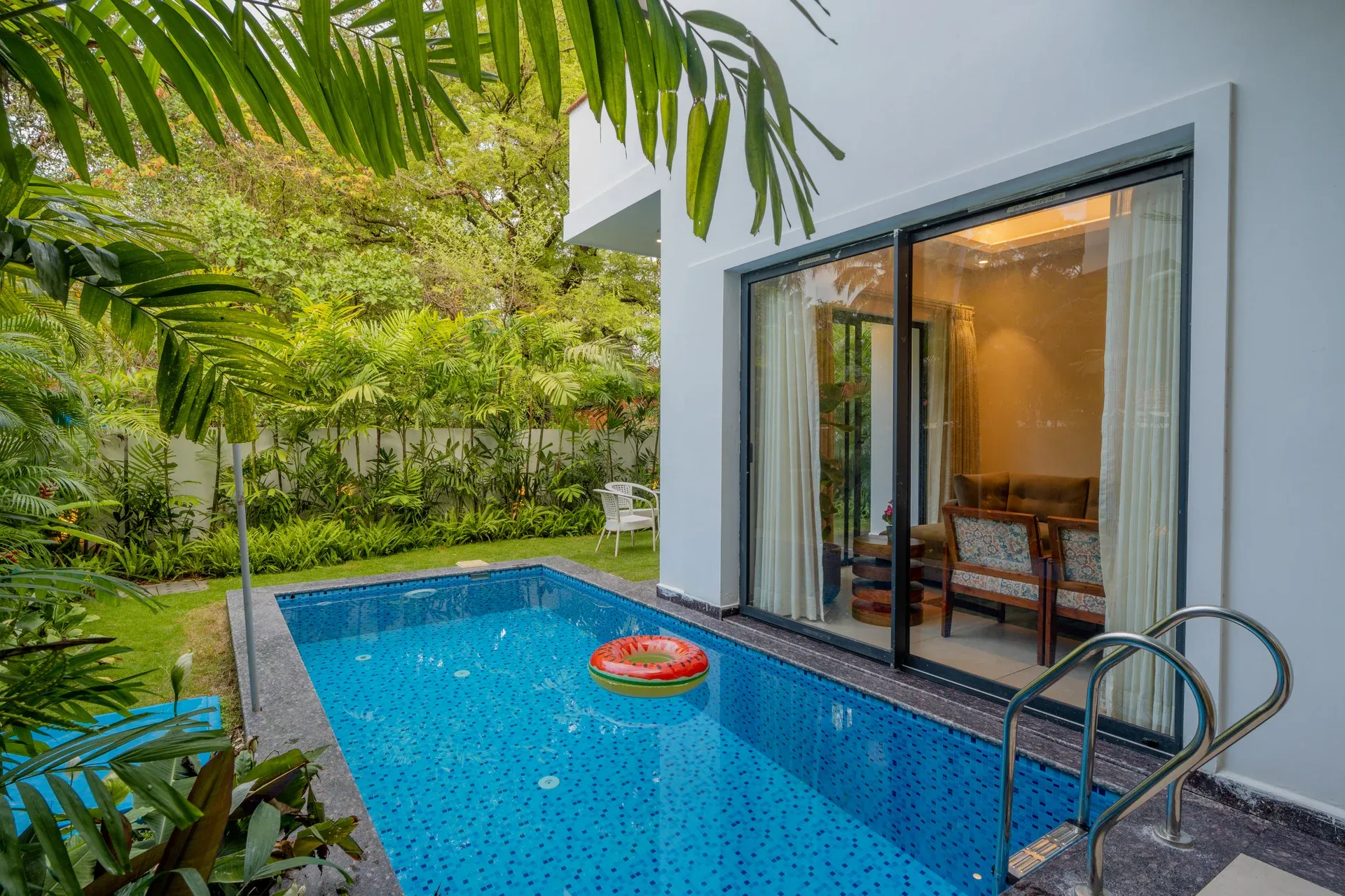 Laguna Quest | 4-BHK | Pvt Pool & Garden | Bar