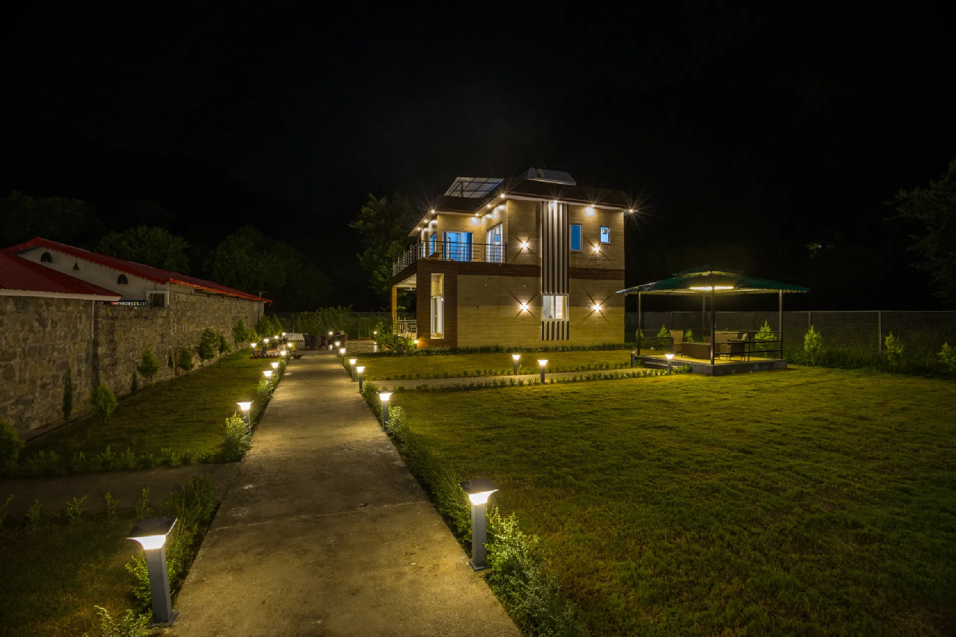 Avasa | 3-BHK | Lush Garden | Outdoor Sitting Area | Terrace | Gazebo - Image 2