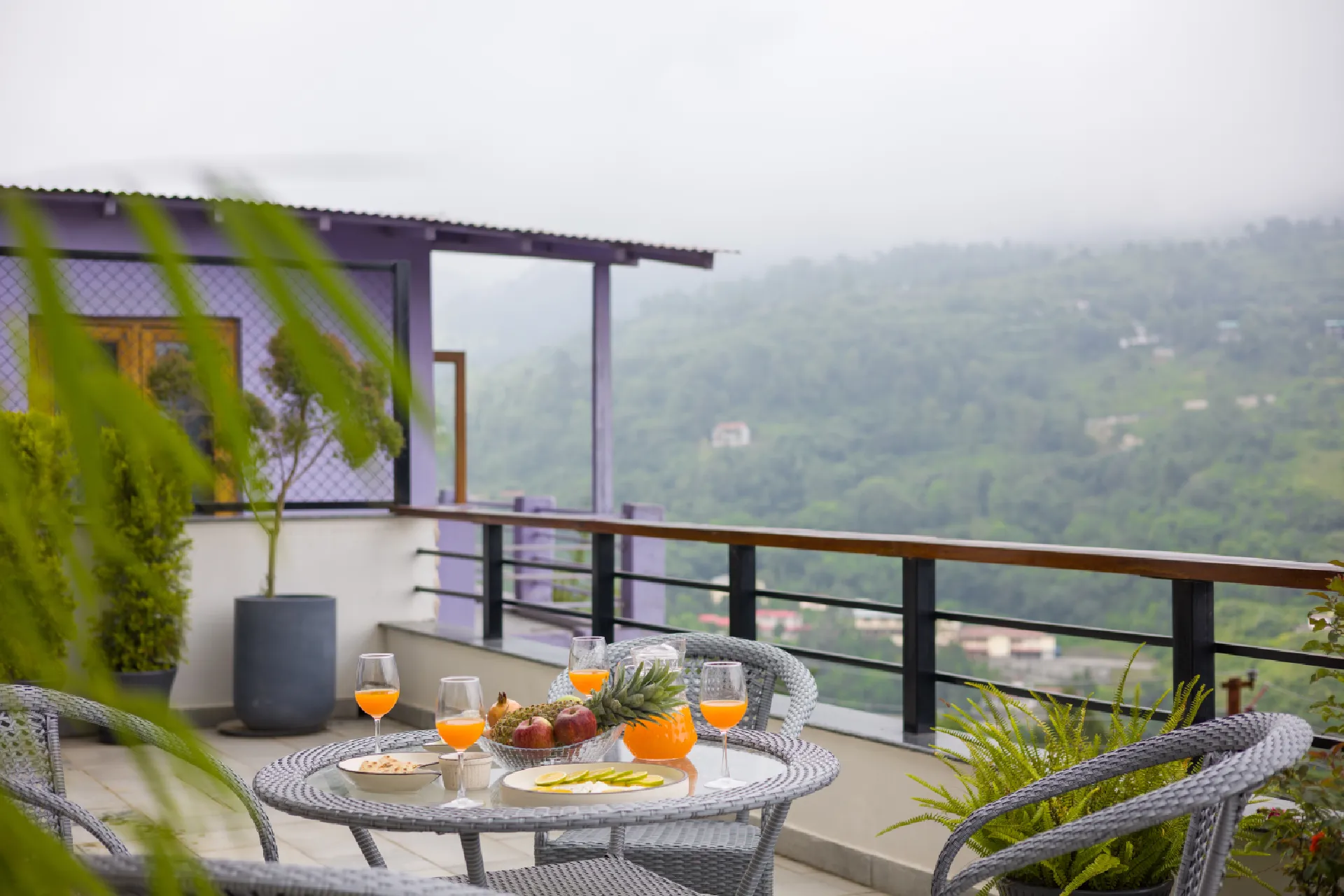 Antarmann Casa Zenith | 6-BHK | Terrace | Balcony | Lake View - Image 3