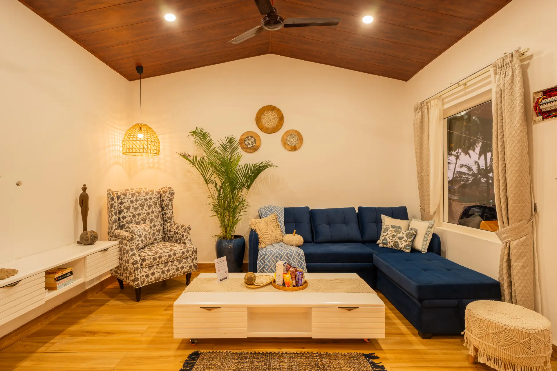 House of Neptune | 1-BHK Boutique Villa | Open Kitchen | Sit-out area | 10 Meters from Ashwem Beach - Image 4