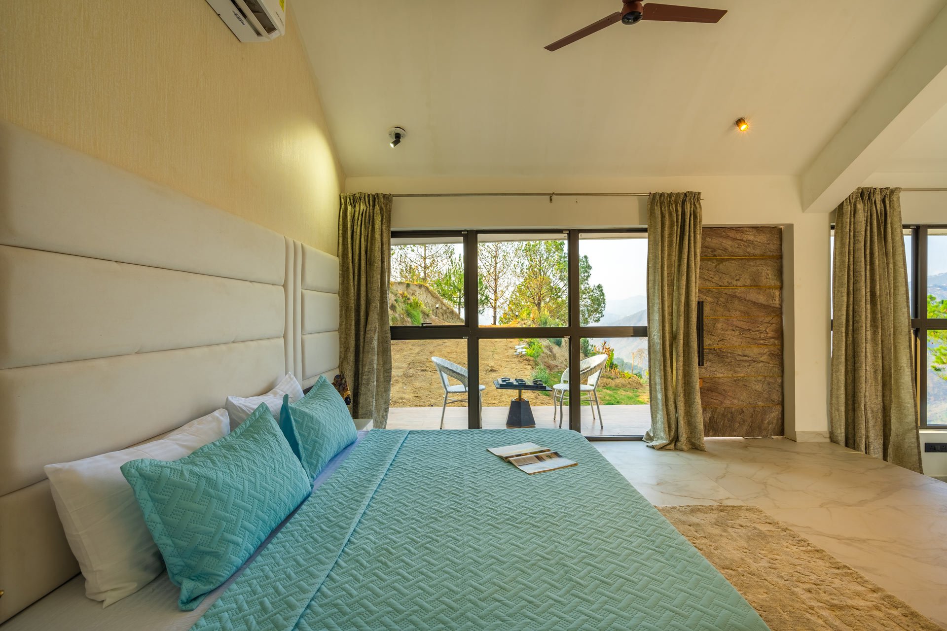 Luna Nova W/ Outdoor Pool - Ranikhet