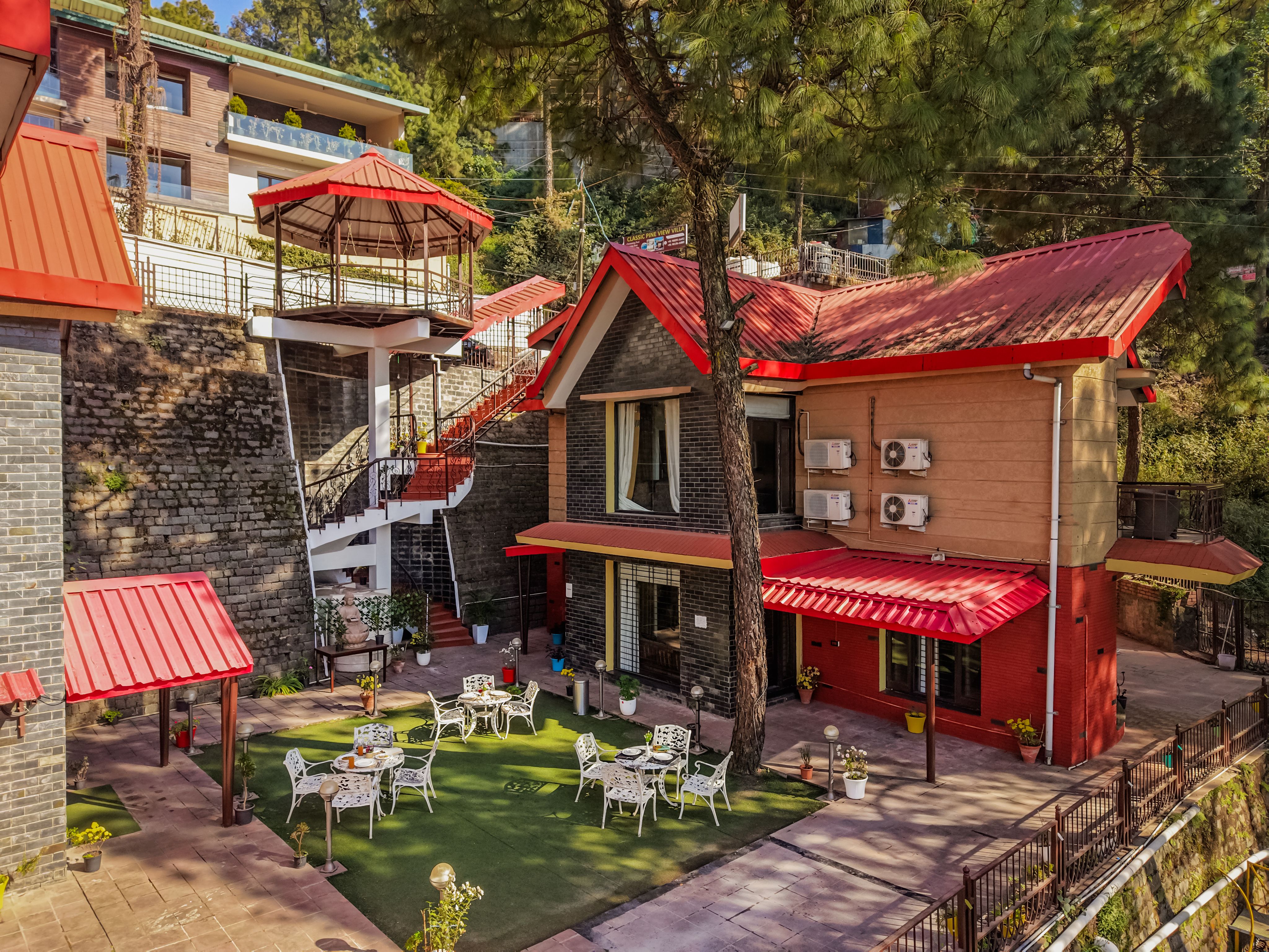 Golden Meadow Villa | Pet-friendly Hillside 3-BHK Retreat With Outdoor Lounge, Balcony & Scenic Views