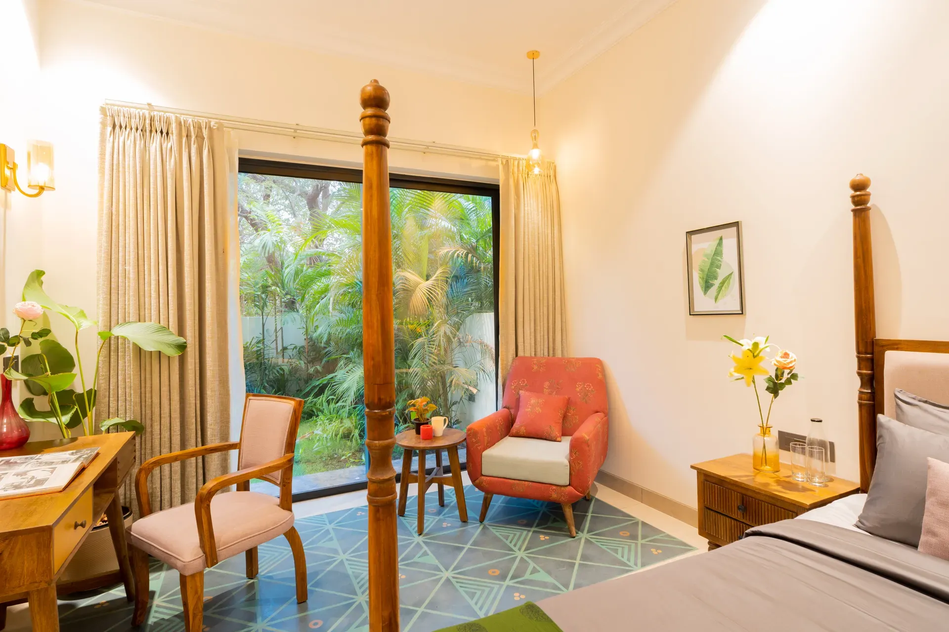 Laguna Quest | 4-BHK | Pvt Pool & Garden | Bar