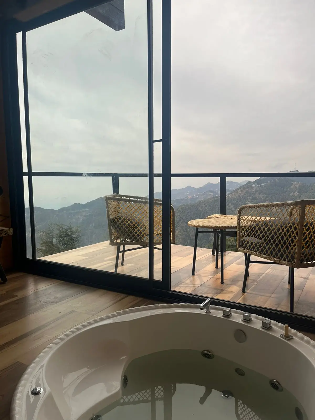 Bliss by The Kiana W/ Indoor Jacuzzi