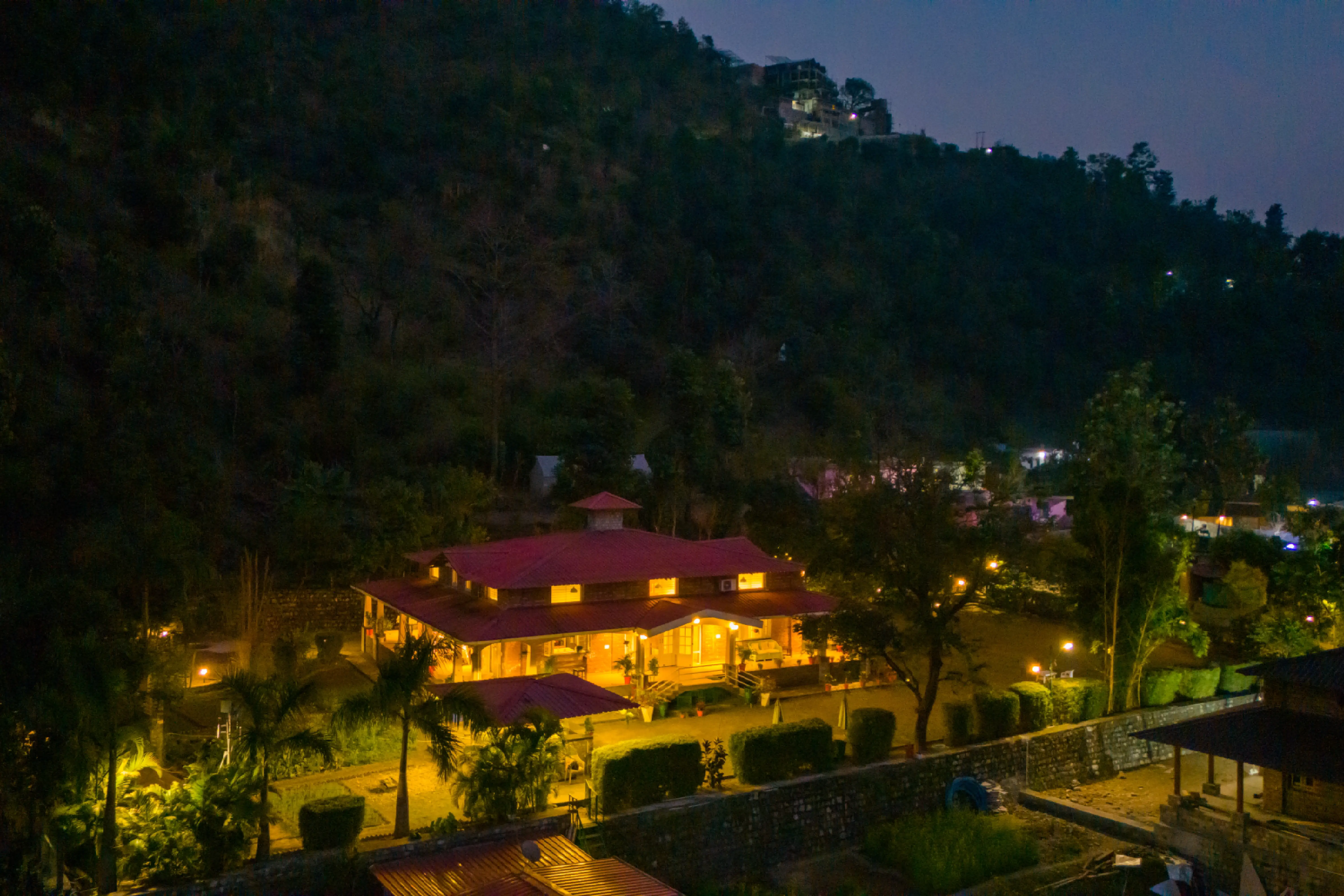 Country Ville | 3-BHK Pet-Friendly Villa With Lush Garden, & Kids’ Room