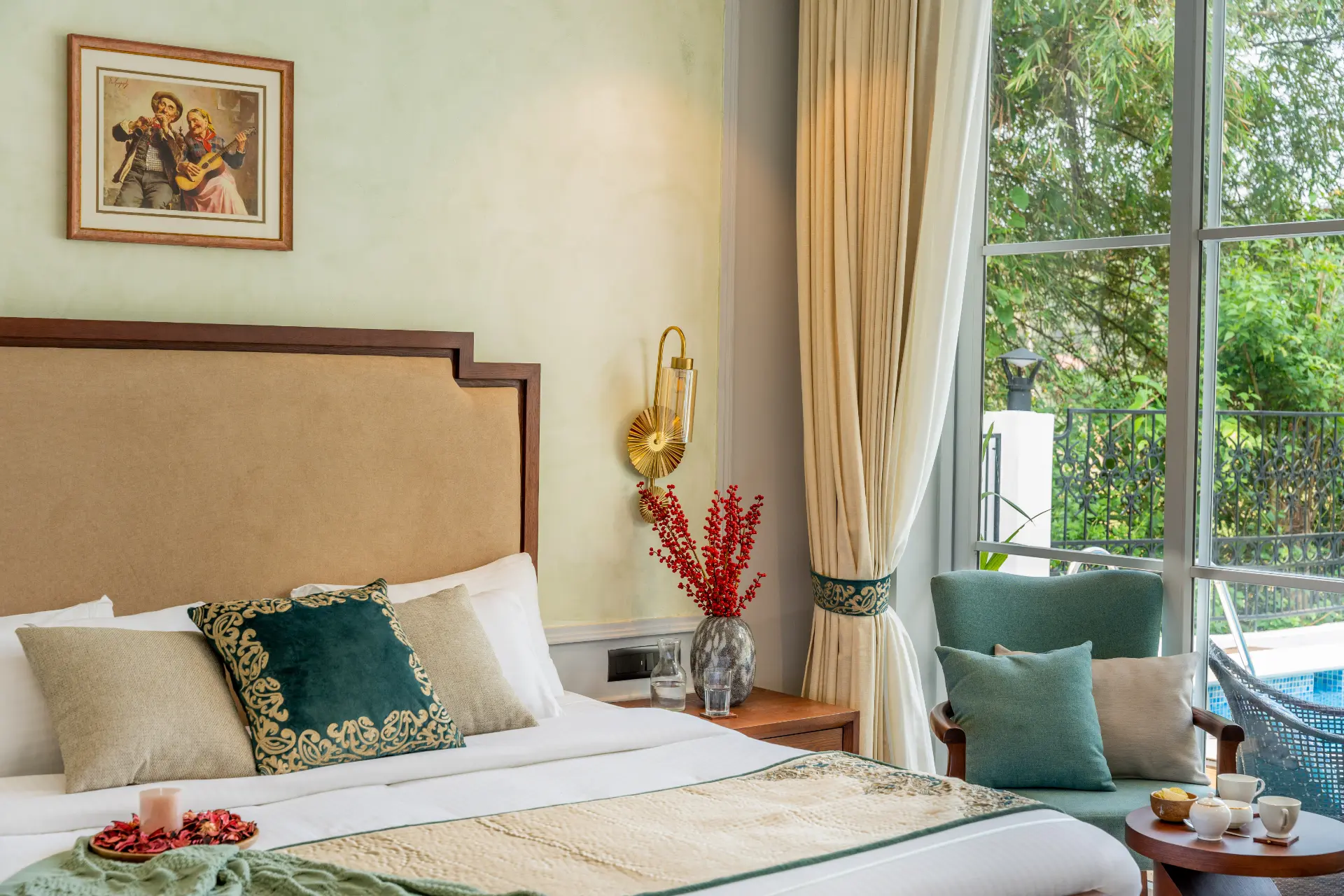 Suntuarios Casa Iris | 4-BHK | Pvt Pool | Jacuzzi | Gazebo