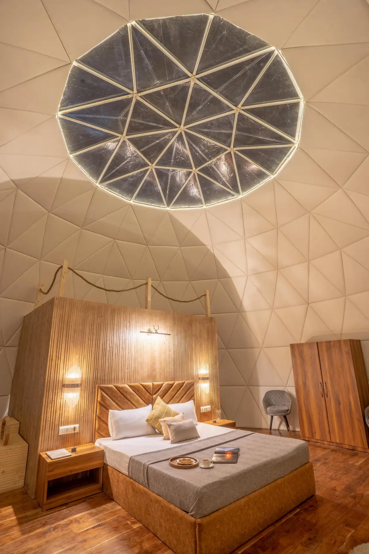 Luxurious Dome In Hampta Pass| Jacuzzi | Manali