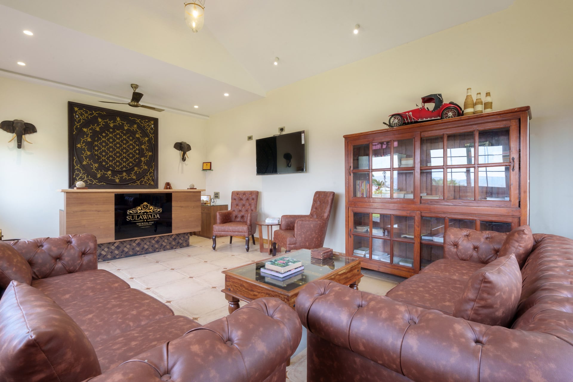 Lawn House @ Sula Wada