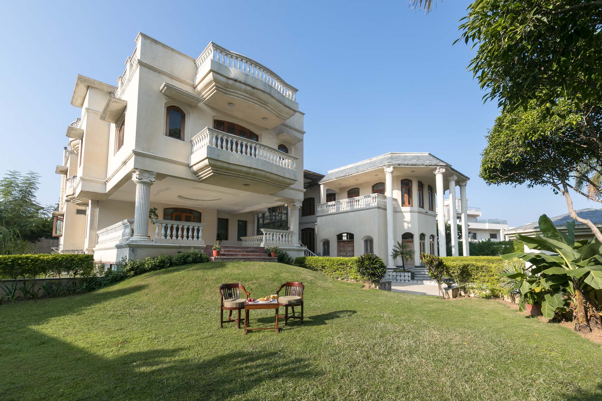 3 Rooms @ Krishnalaya Mansion